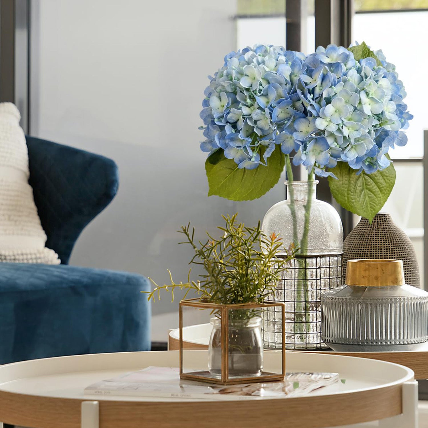 10pcs Lifelike Artificial Blue & White Hydrangea Bouquet - Realistic Polyester Flowers with Stems, No Maintenance Floral Arrangement for Weddings, Engagements, Spring Home & Office Table Decor, Outdoor\u002FIndoor Use, Artificial Flowers for Outdoors