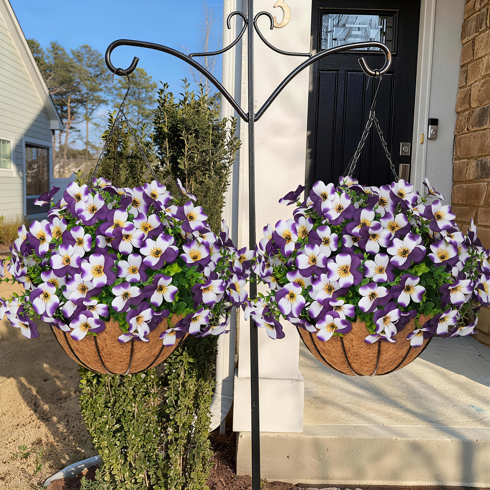 2 Sets (including 20 Bundles of Purple and White Violet Flowers) of Artificial Plant Hanging Baskets | Realistic Flowers and Evergreen Leaves for Terrace, Courtyard, Front Porch, Garden Decoration, Ideal for Spring and Summer Atmosphere